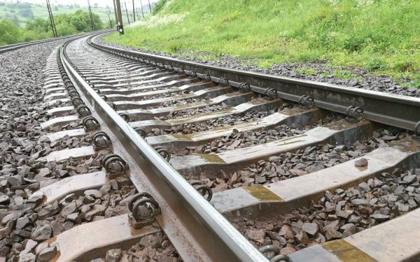 В Арцизі на залізничних коліях знайшли тіло чотирнадцятирічної дівчини