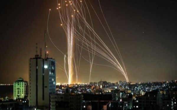 Працював не тільки “Залізний купол”: Як Ізраїль зміг збити понад 300 ракет та БПЛА Ірану