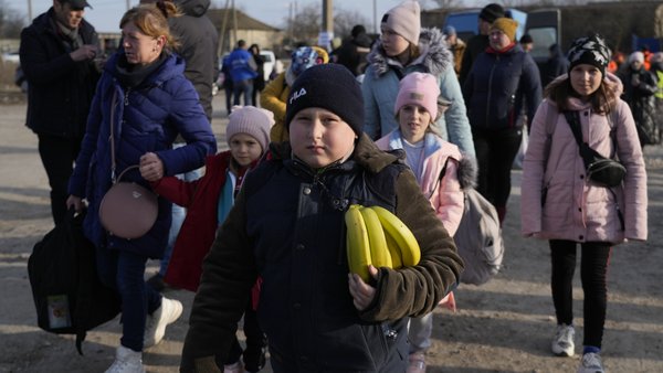 Українські біженці залишають Європу: які країни втрачають найбільше переселенців