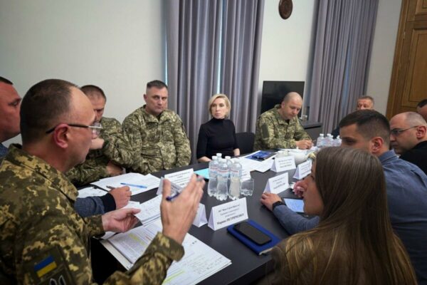 Всіх українців готуватимуть до війни: нові закони на горизонті Всіх українців готуватимуть до війни: нові закони на горизонті