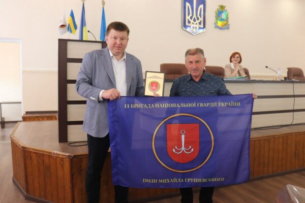 Арцизька громада отримала відзнаку від 11 окремої бригади НГУ ім. Михайла Грушевського
