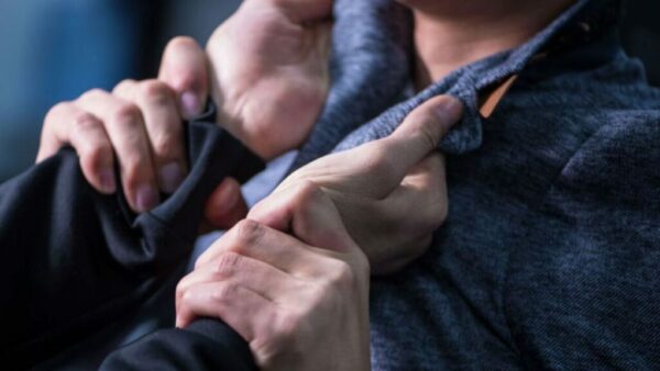 На Одещині двоє підлітків на водоймі побили чоловіка без постійного місця мешкання На Одещині двоє підлітків на водоймі побили чоловіка без постійного місця мешкання