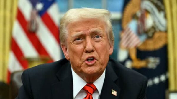 Трамп заявив, що погрожував Путіну розбомбити Москву – CNN Трамп заявив, що погрожував Путіну розбомбити Москву – CNN
