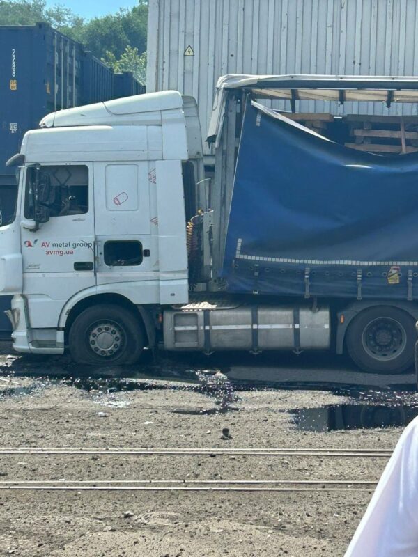 Ворог вдарив балістикою по припортовій інфраструктурі Одеси: є загиблі