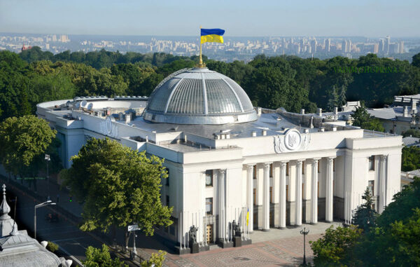 У Раді реєструють новий законопроєкт про повернення незалежності НАБУ і САП