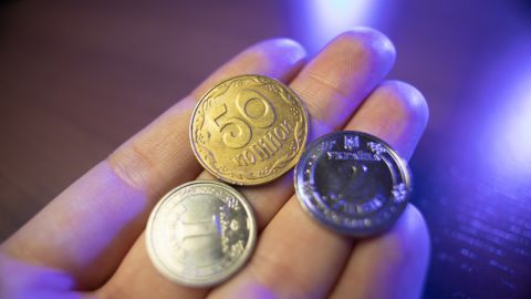 В Україні замість 50 копійок будуть випускати “шаги”