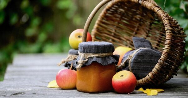 Що потрібно святити на Яблучний Спас: перелік продуктів в кошик Що потрібно святити на Яблучний Спас: перелік продуктів в кошик