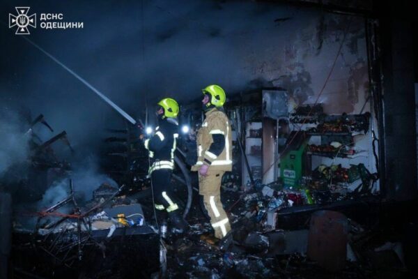 В ніч на 17 лютого повітряна тривога в Одесі була оголошена 6 разів: дрон влучив у квартиру 25-поверхового будинку