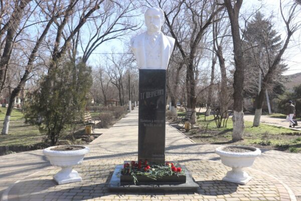 «Шевченкова правда – світло крізь віки»: в Арцизі вшанували Кобзаря