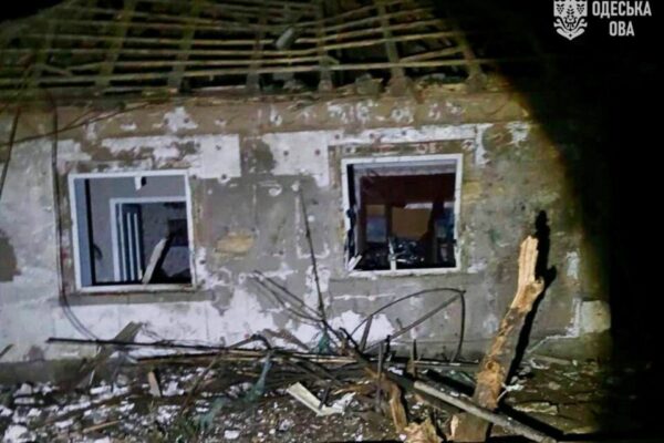 Внаслідок російської нічної атаки по півдню Одещини постраждав житловий будинок