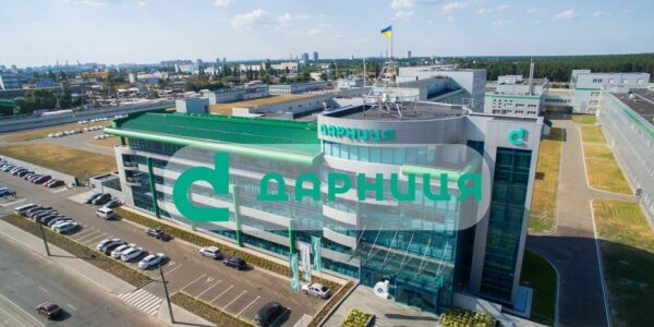 Чи буде дефіцит ліків після удару по “Дарниці”: відповідь виробника